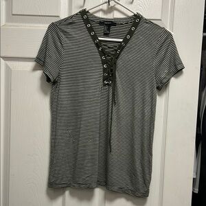 💜💜 3/$20 Black and White Striped Women's Top